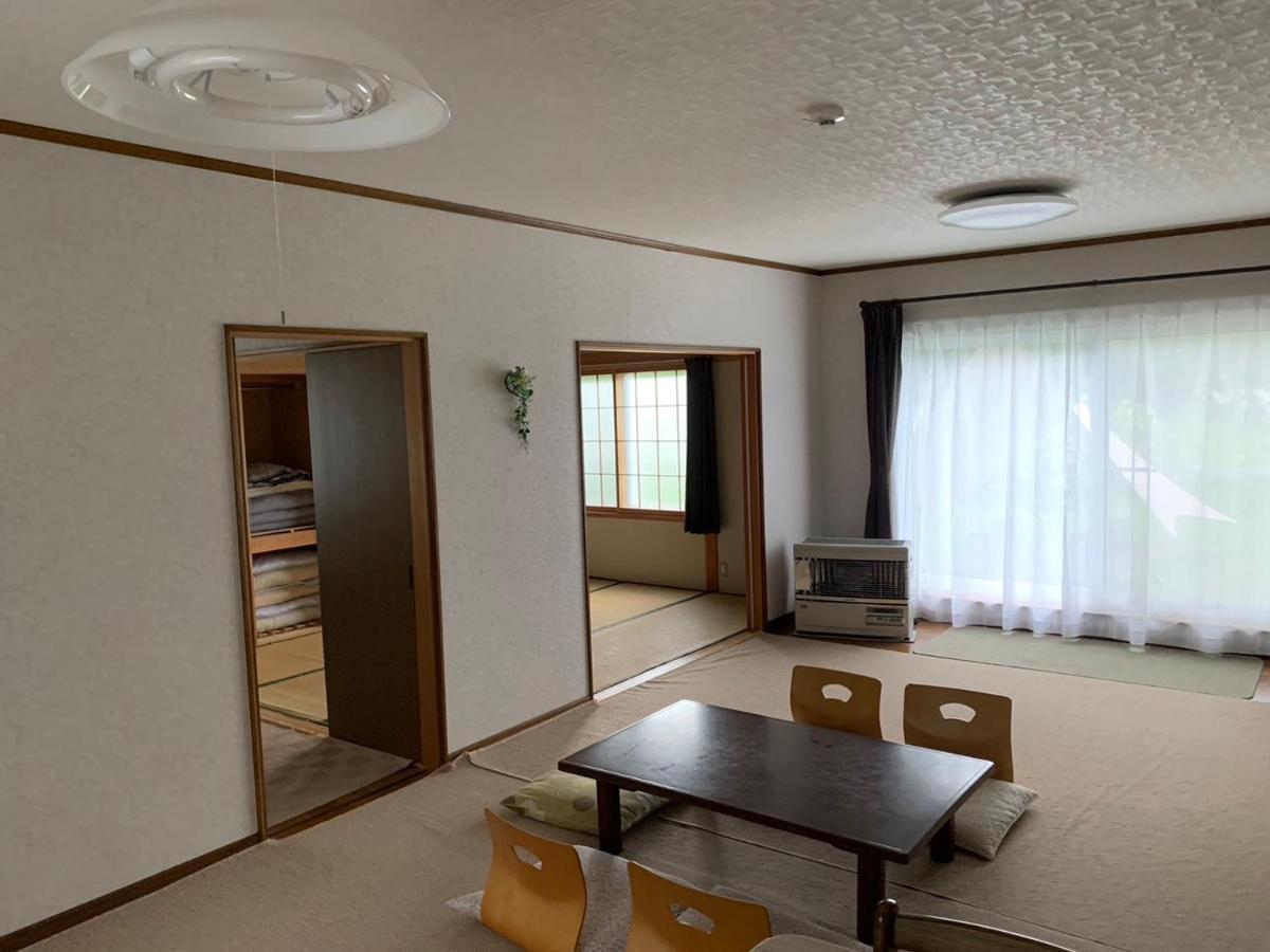 הוילה Furano Ueda House מראה חיצוני תמונה